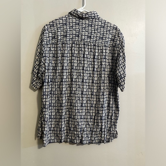 Crazy Horse Men's Button up Shirt Blue white Geometric print Rayon Size L GUC - Picture 5 of 10